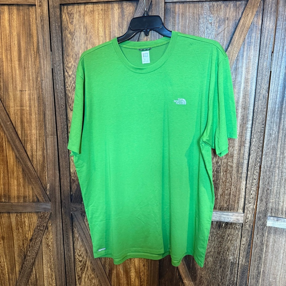 The North Face Men's Green T-Shirt - Size 2XL